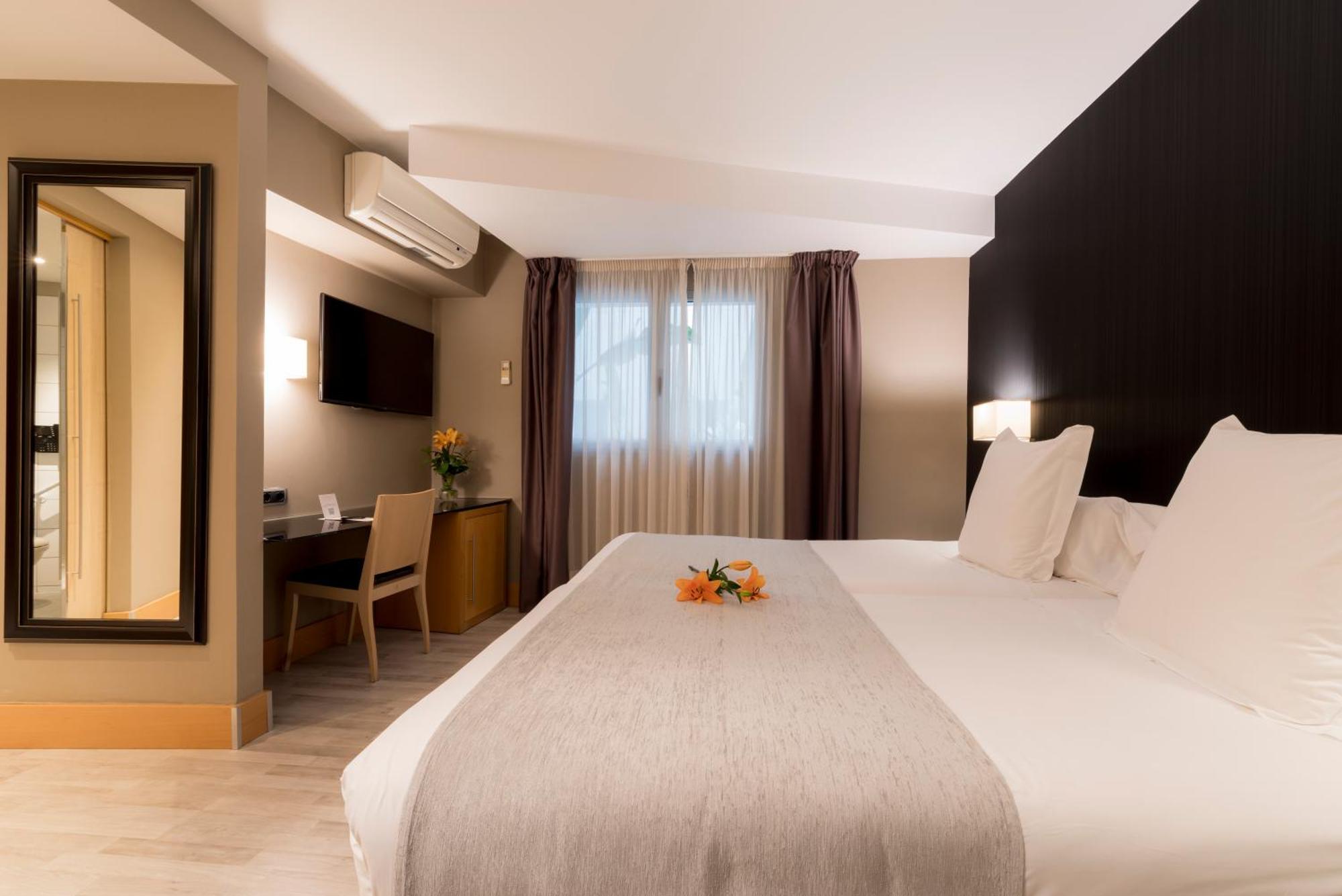 Hotel Plaza La Coruña Eksteriør bilde