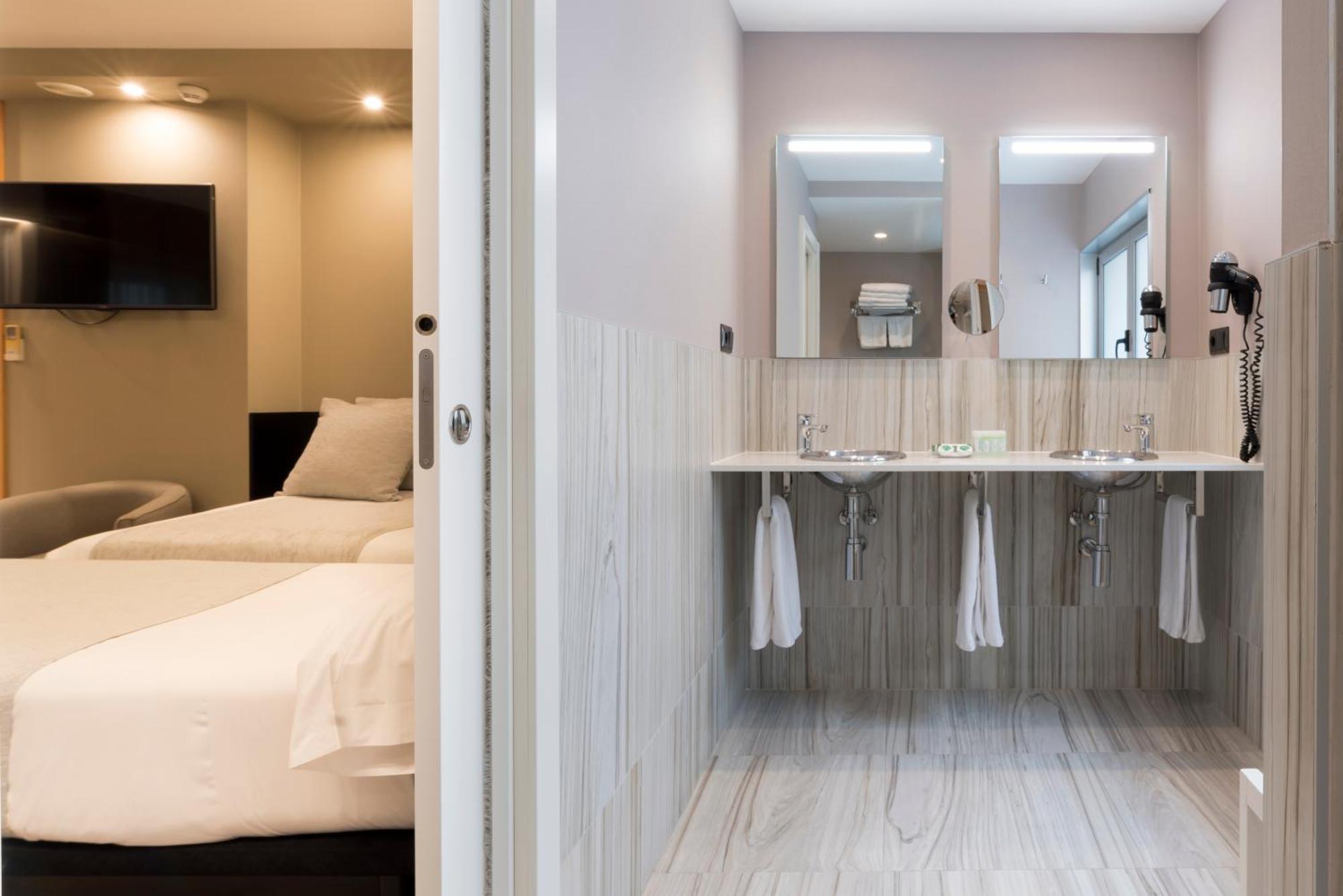 Hotel Plaza La Coruña Eksteriør bilde