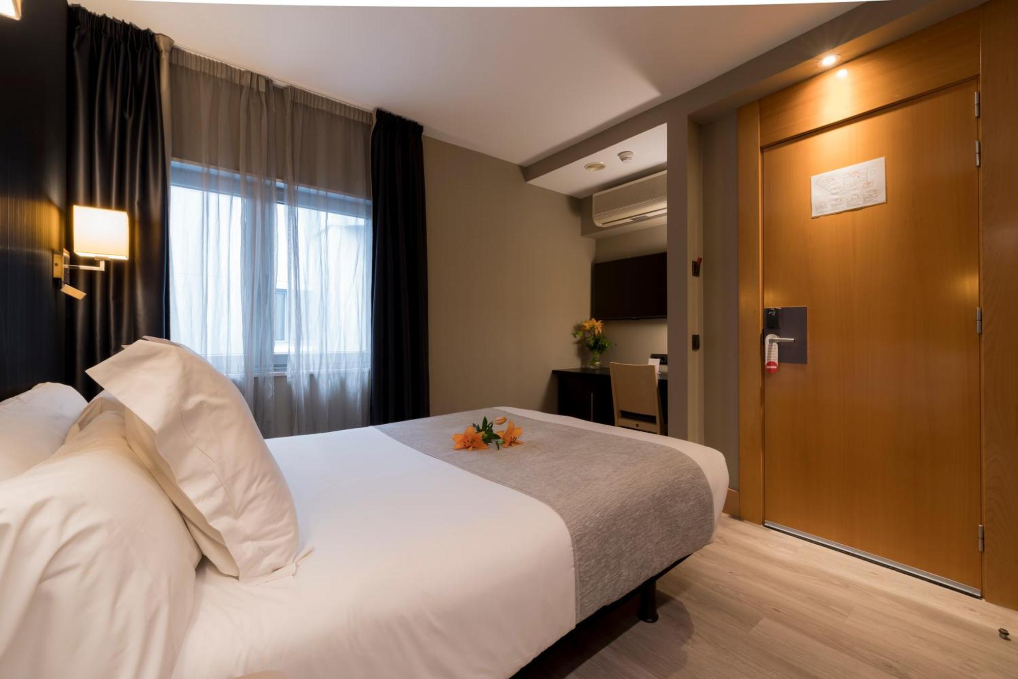 Hotel Plaza La Coruña Eksteriør bilde