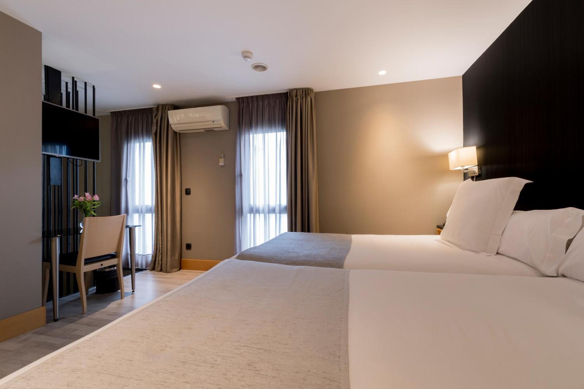 Hotel Plaza La Coruña Eksteriør bilde